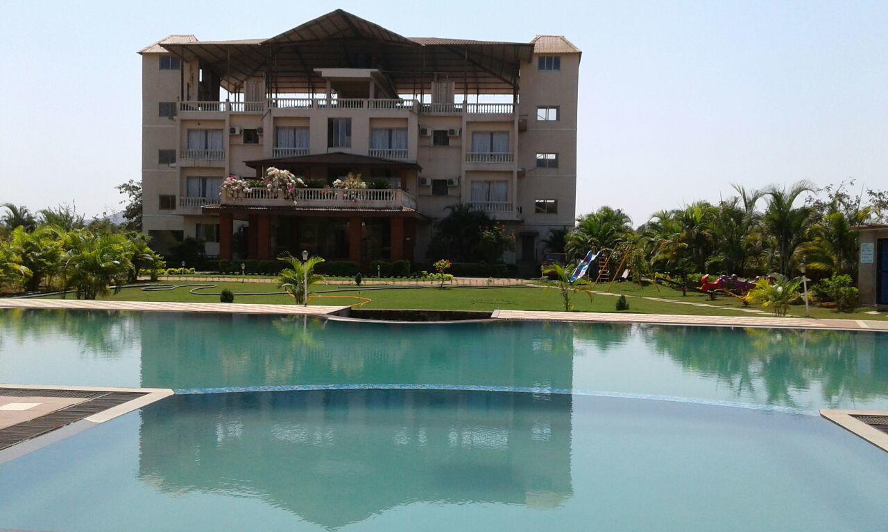 Yog Resort By Splenor Maneri  Bagian luar foto